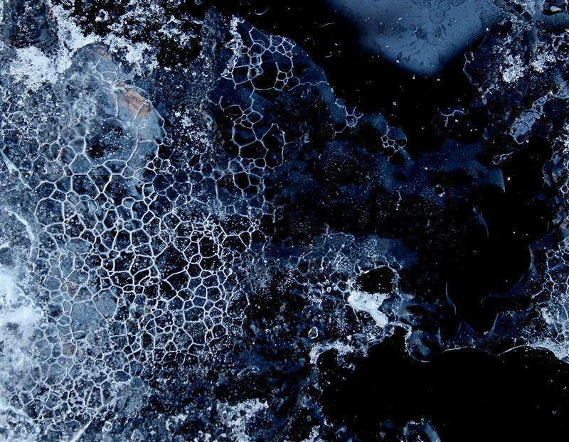Catalytic dewaxing