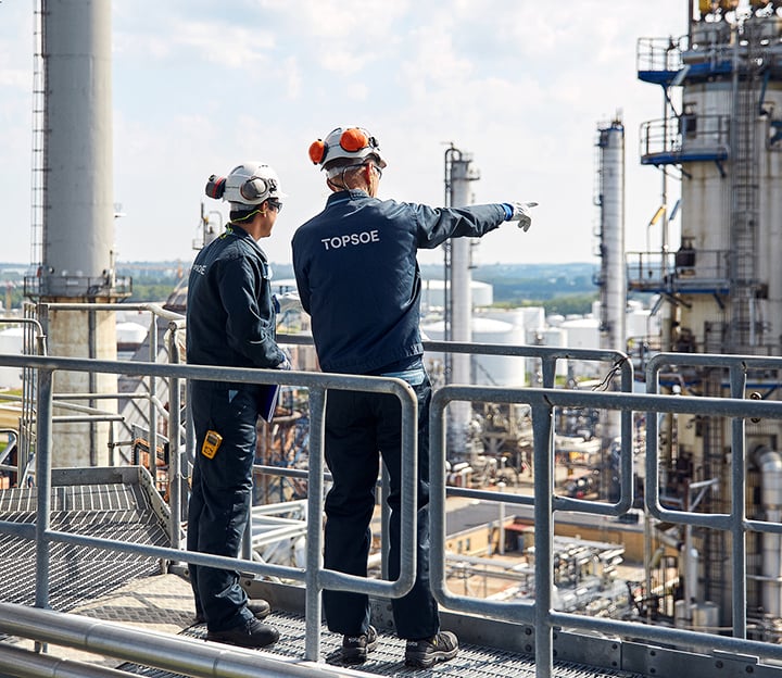 Fuel gas hydrotreating